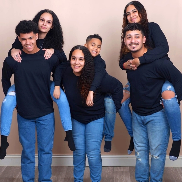 Meet your Posher, Arleen - Picture 1 of 1